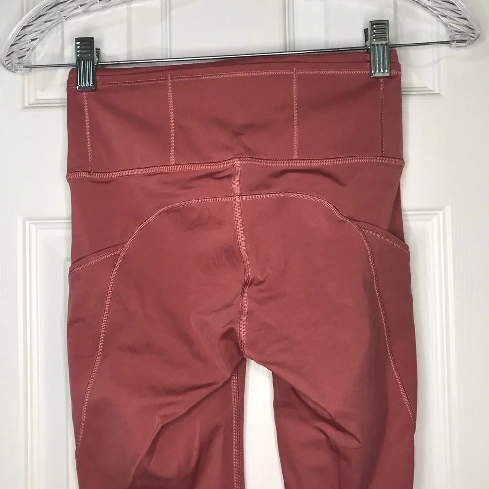 16 Lululemon Fast and Free Cool Cherry Tint Bike Shorts Size 4